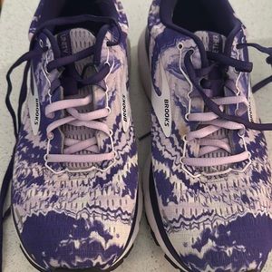 Brooks ghost 13 women’s 9